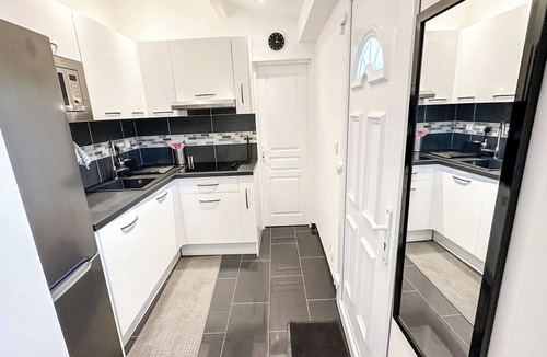 Villeparisis House | Le Comfy Nook - Tiny House Paris CDG Disneyland