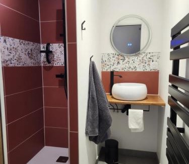 Challes Apartment | Le coq'oon de challes