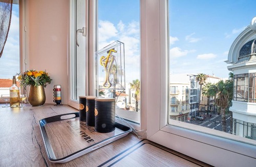 La Gare Apartment | Le Cosy Perpignan Centre, fully air conditioned apartment , 2 rooms, 2 bathrooms, free WIFI, free parking, lift, central