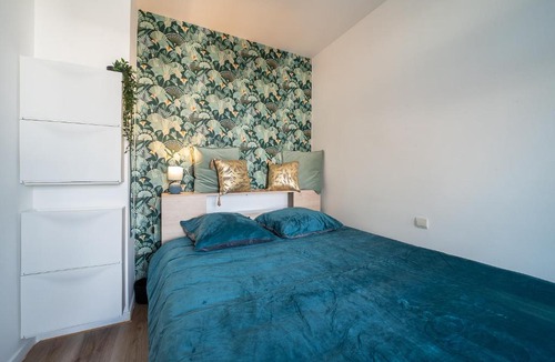 La Gare Apartment | Le Cosy Perpignan Centre, fully air conditioned apartment , 2 rooms, 2 bathrooms, free WIFI, free parking, lift, central