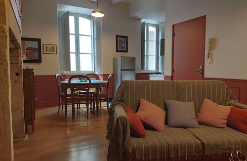 Villefranche-de-Rouergue Apartment | Le Cottage Saint-georges