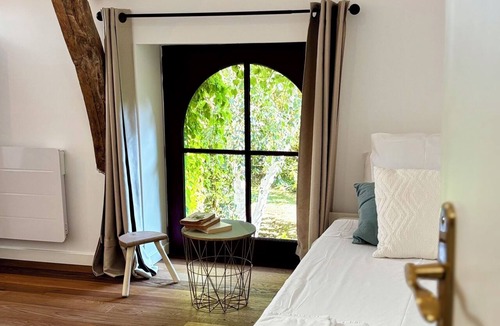 Sainte-Sabine-sur-Longeve House | LE DOMAINE DU PETIT TERTRE
