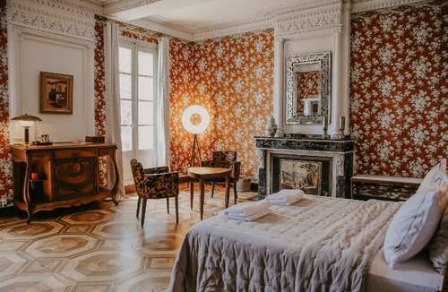 Bernac House | Le Domaine de la Monestarié Charm, elegance and scents of Tuscany