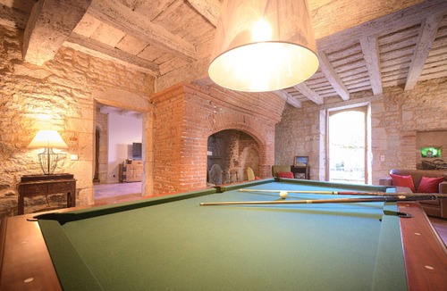 Bernac House | Le Domaine de la Monestarié Charm, elegance and scents of Tuscany