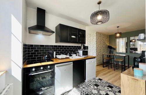 Carentan Apartment | Le Duplex des Arcades - T2 lumineux hypercentre