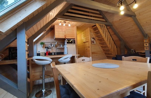 Saint-Pierre-d'Entremont Ski Chalet | Le Frenola, small wooden chalet * in Saint-Pierre d'Entremont in Chartreuse