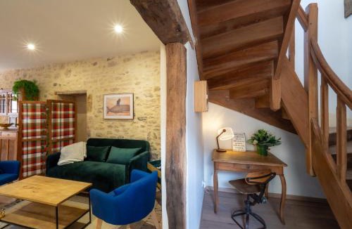 Monpazier House | Le Gentil Coquelicot