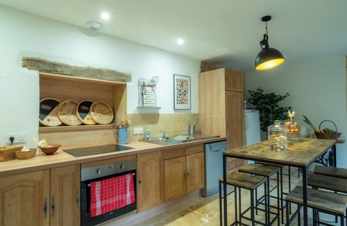 Monpazier House | Le Gentil Coquelicot, all the charm of an old, tastefully renovated house.