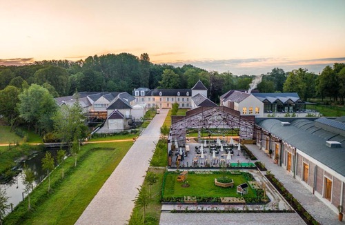 Avilly-Saint-Leonard Hotel | Le Grand Pavillon Chantilly