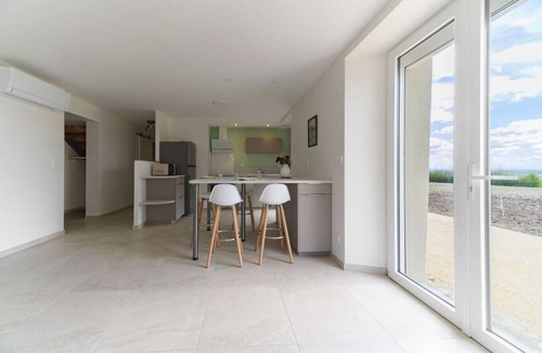 Saulcet Apartment | Le Grand Penaud - Large air-conditioned designer duplex apartment