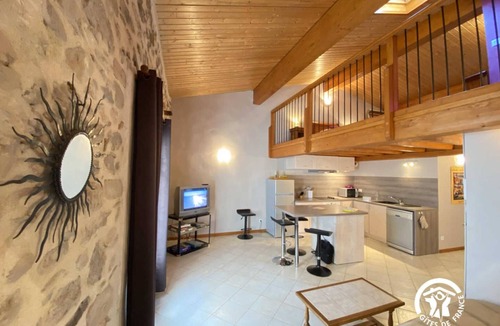Villefranche-de-Conflent House | Le Grenier des remparts