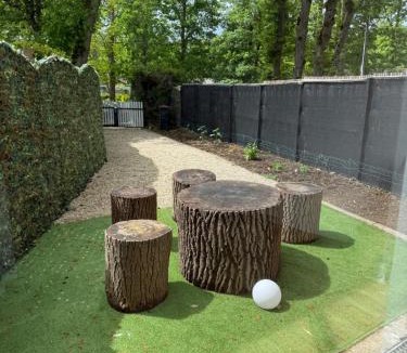 Acheres-la-Foret Bed & Breakfast | Le Grimpeur