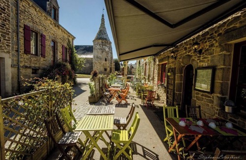 Le Guerno Ski Chalet | LE Guerno