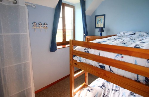 St Denis de Gastines House | Le Hutereau gîtes - Muscadet - Heated swimming pool