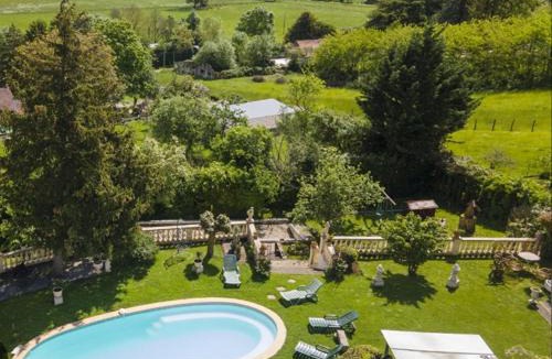 Chivres House | Le Jardin Suspendu