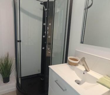 Locmiquelic Apartment | LE KENAV - STUDIO A 300 M DU PORT
