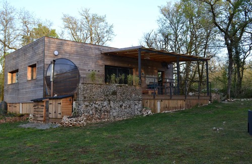 Esclauzels Ski Chalet | Le Lagon Vert, Relaxation, Nature and Nordic bathing.