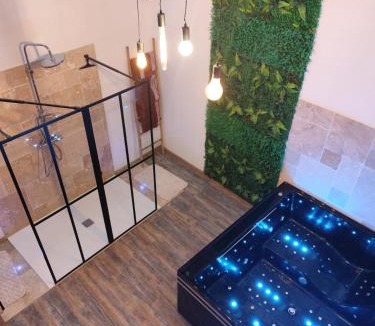 Rivesaltes Apartment | Le loft de la Casa Cota-Balnéo XXL