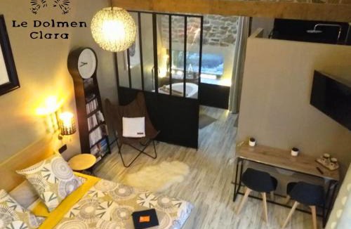 Plounevez-Lochrist Bed & Breakfast | Le Loft du Dolmen Clara, entre terre et mer