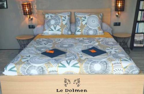 Plounevez-Lochrist Bed & Breakfast | Le Loft du Dolmen Clara, entre terre et mer
