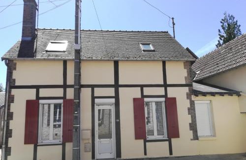 Sainte-Genevieve-des-Bois Apartment | Le Loft Montargis Gien maison de ville proche la petite Venise du gâtinais
