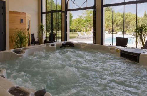 Saint-Coutant-le-Grand Hotel | Le Logis du Péré