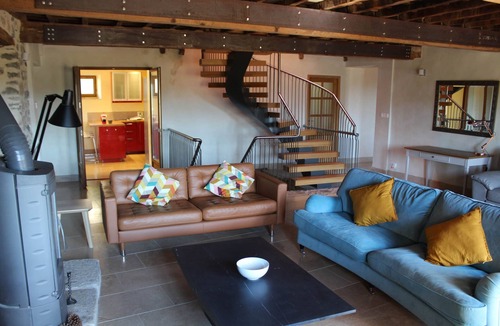 Saint-Laurent-de-Cerdans House | Le Mas and Le Canigou 7 bed Farmhouse with pool