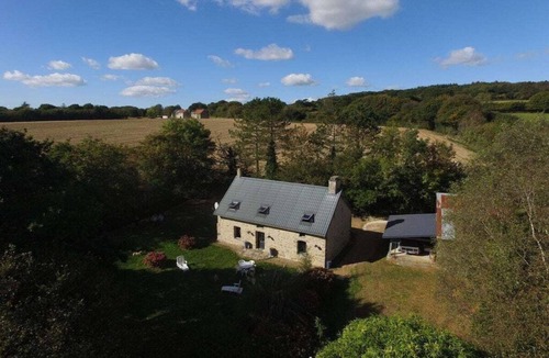 Saint-Nicolas-de-Pierrepont Cottage | Le Martin-Pêcheur (Kingfishers)