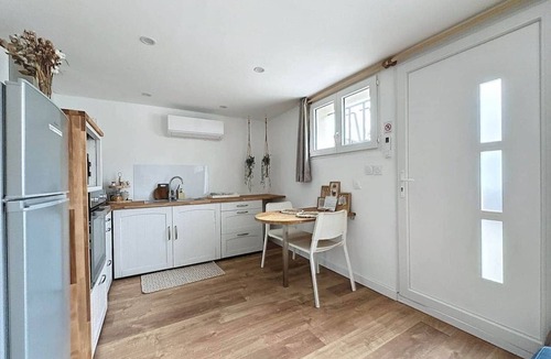 Communay Apartment | Le Magnolia - Apartment in the heart of Communay