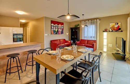 Nevers Apartment | Le Manou, Appartement neuf avec terrasse, parking sous-terrain & ascenseur