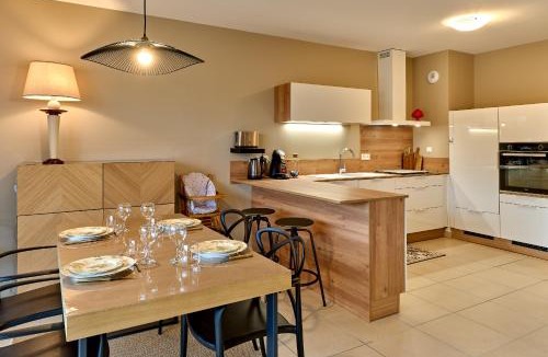 Nevers Apartment | Le Manou, Appartement neuf avec terrasse, parking sous-terrain & ascenseur