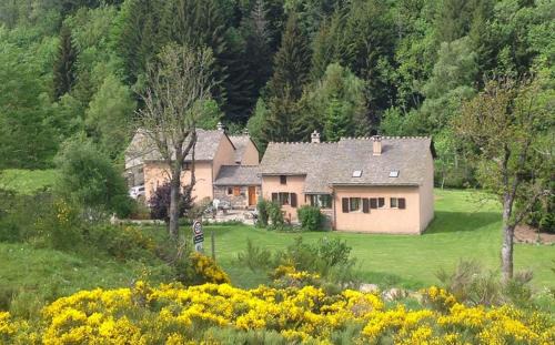 Le Bleymard House | "le mas d'hillaire" 2/4 personnes à saint jean du bleymard