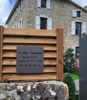 Compeyre House | Le Mas ROLLAND -Chambres de charme -SPA sauna & jacuzzi - Label Qualité Tourisme Occitanie - Millau - Gorges du Tarn