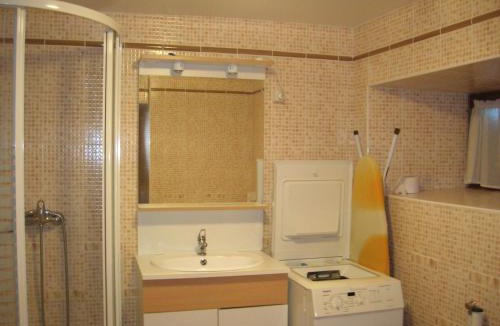 Chambon-sur-Lac House | le monne (dit la fermette)