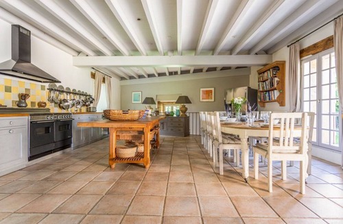 Tourtoirac Villa | Le Moulin Charmant - Six Bedroom Villa, Sleeps 14