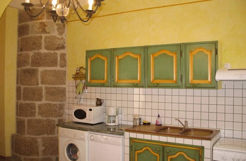 Les Salelles House | Le Moulin des Salelles, 3 self-catering cottages on the river bank with private beach and canoeing facilities