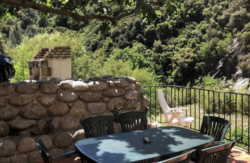 Les Salelles House | Le Moulin des Salelles, 3 self-catering cottages on the river bank with private beach and canoeing facilities