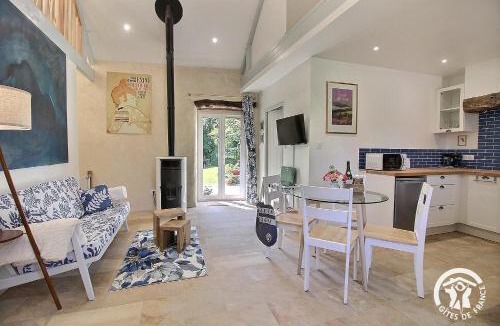 Plussulien House | Le murmure des oiseaux