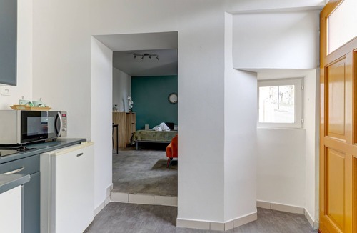 Neris-les-Bains Apartment | Le Nid Bourbonnais - Proche de Montluçon