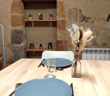 Vic-le-Comte Apartment | Le Nid Comtois