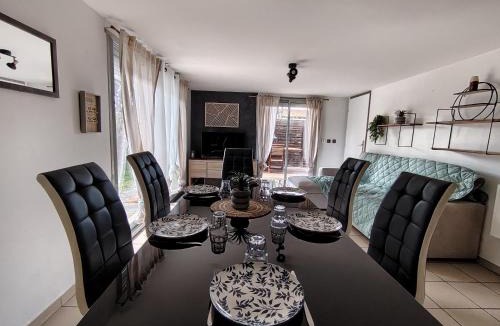 Precieux Apartment | 'Le Nid du Forez' appartement 2 chambres , parking gratuit & calme