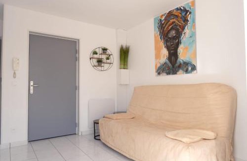 Montereau-sur-le-Jard Apartment | Le Nid du Voyageur
