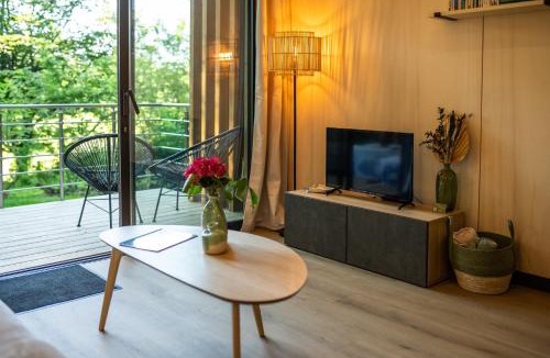 Saint-Hilaire-les-Andresis Ski Chalet | Le Nid d'Andrésis