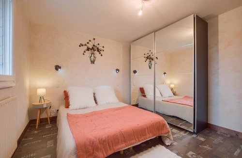 Saint-Pierre-la-Cour House | Le Noé - Campagne - Etang