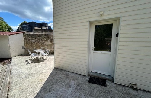 Senlis Apartment | Le Paddock - COSY FLAT Senlis