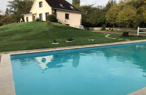 Chateau-Gontier House | Le pain perdu de germaine