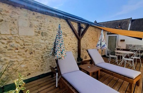 Verderonne Apartment | le patio de la Cavée " havre de paix"