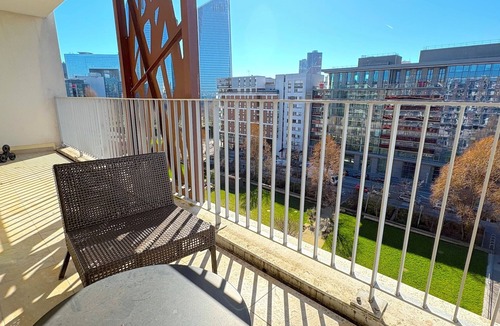 Parc-Nord Apartment | Le Penthouse Arche