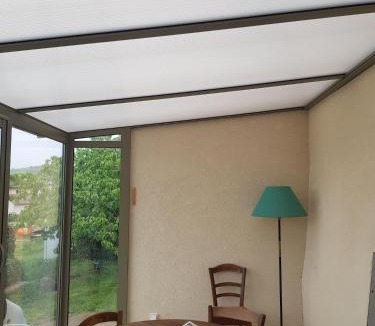 Lezigneux House | Le Perron