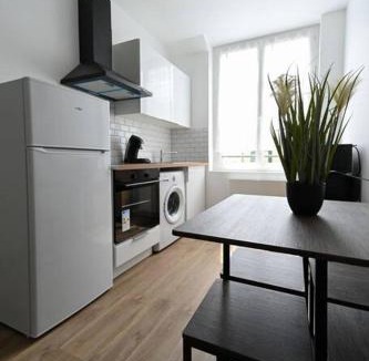 Saint-Charles du Port Apartment | Le Petit Cocon - Docks Vauban